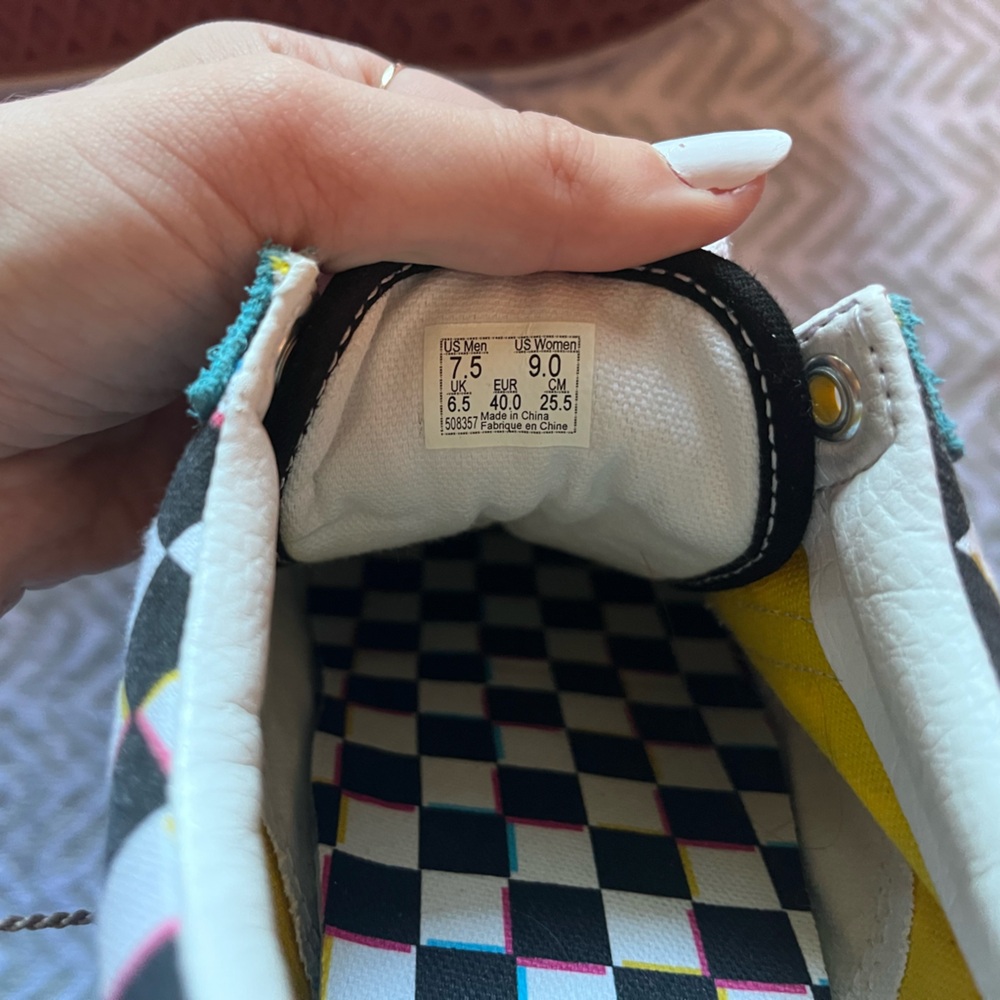 Retro Vans - Picture 3 of 3